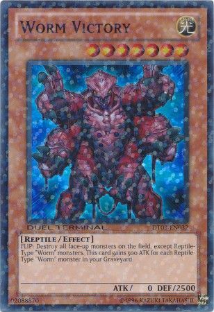 Worm Victory DT03 EN032 Super Parallel Rare Worm Victory DT03 EN032 Super Parallel Rare
