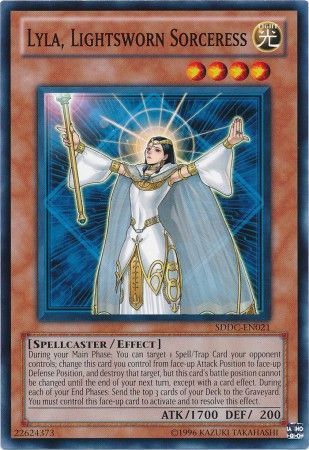 Lyla Lightsworn Sorceress SDDC EN021 Common Unlimited Lyla Lightsworn Sorceress SDDC EN021 Common Unlimited
