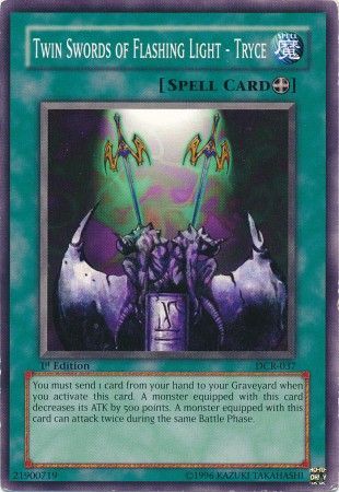Twin Swords of Flashing Light Tryce DCR 037 Common 1st Edition Twin Swords of Flashing Light Tryce DCR 037 Common 1st Edition