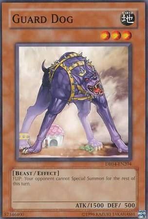 Guard Dog DR04 EN204 Common Dark Revelation 4 DR04 Guard Dog DR04 EN204 Common Dark Revelation 4 DR04
